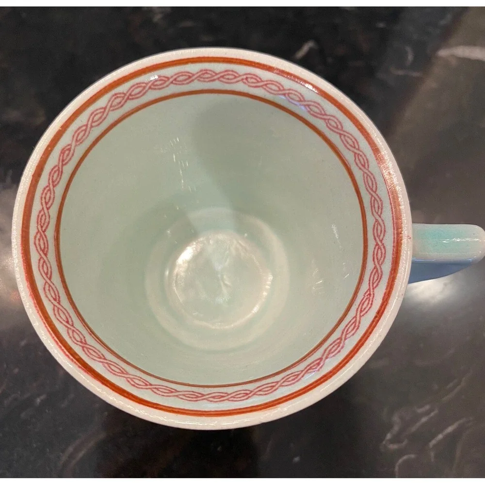 Adams manufacturing cups